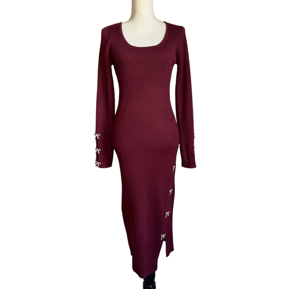 Rosie Harlow Dresses & Skirts - Rosie Harlow Burgundy Slim Ribbed Long Sleeve Sweater Dress